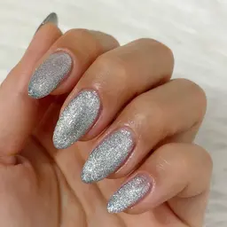 今限定！マグネットネイル🧲