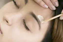 【ミニモ限定・写真モデル】美眉アイブロウWAX【半額】