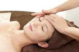 【肩＆首＆顔疲れ解消】EMSクリーム使用❣️弾筋☆小顔マッサージ（約45分）