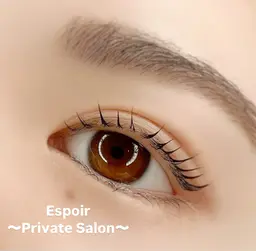 パリジェンヌラッシュリフト🧸🌈お仕上げトリートメントコーティング付き✨️