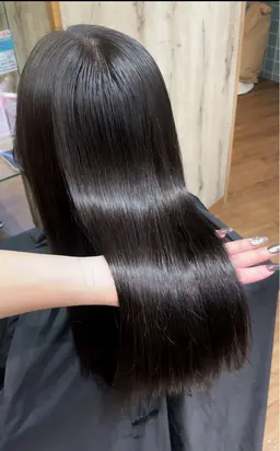 【湿気対策に❕】うるツヤ髪質改善ストレート✨（リタッチ6ヶ月まで）