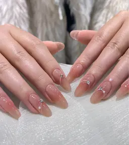 💕💅【初回オフ無料・自爪】シンプルメニュー持ち込みデザインアート（3-4本まで）7日以内し無料