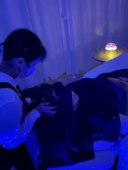 ぐっすり快眠ドライヘッドスパ & すっきり爽快眼筋ほぐし