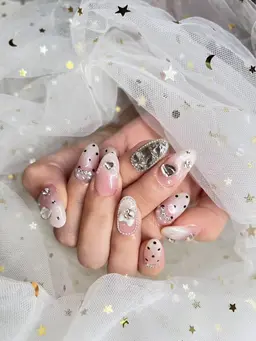 練習モデル💝ジェルオフ無料💝ゴージャス持ち込みやり放題🎀　パーツつけ放題