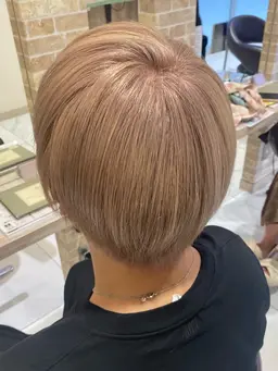 【カット＋ブリーチ】似合わせカット×保湿ケアブリーチ💇‍♀️