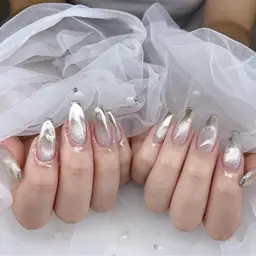 【ハンド】長さだしチップとマグネット🧲ミラー🪞フレンチ💅🎁