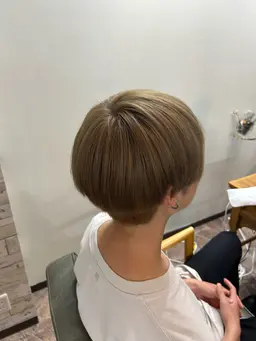 カット✂️+ブリーチあり🙆🏻♀️︎ダブルカラー