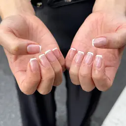 オフあり❤︎ベースクリア白フレンチ(ショート限定)