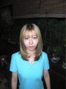 🌺ミディアムレイヤーカット+トリートメント付き🌺