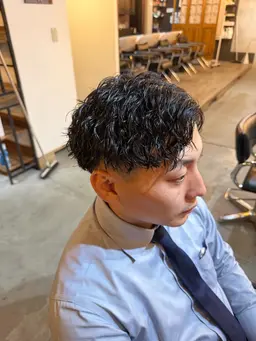 【🫧お疲れの方に🫧】メンズカット➕炭酸シャンプーヘッドスパ 【頭皮の血行促進✨️】