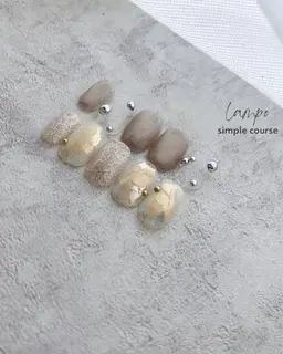 【初回限定】サンプルから選べるシンプルコース|オフ無料