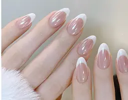 自爪/人気No.1白月光オーロラ+フレンチネイル☆色変更無料￥７,180⇒￥６,500