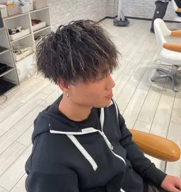 【圧倒的長持ち❣️❣️】🎧men'sカット＋ツイストパーマ🎧