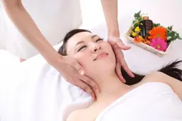 ♡輝きを再び★エイジングを感じたらフェイスリフトアップ❣️シワやくすみ撃退メニューでツヤ肌復活♡60分