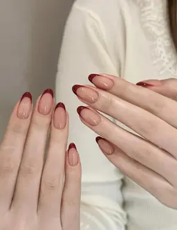 フレンチネイル