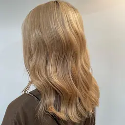 Ｗカラー(ケアブリーチ✨＆オンカラー)