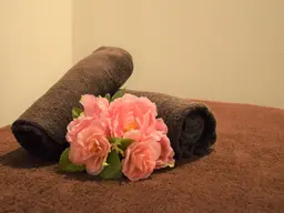 脚むく改善（お尻から足裏）までしっかりリンパマッサージケア30分