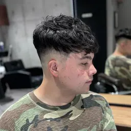 フェードカット＋シャンプー