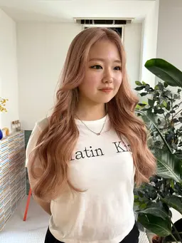 【🌙黒染めしてる方にオススメ🌙】理想のトレンド色味に🤍ハイブリーチ（2回）+ケアカラー+TOKIOトリートメント