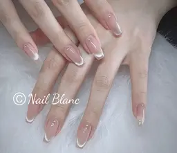 大人気トレンドデザイン🤎ワンホンーネイル🤎マグネットフレンチ(透明感ベース付き)orチークマグネット¥6360 ⭐️