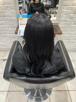 【 Aujua ヘッドスパ 】┊ 血行促進＆リラクゼーション🌿‬