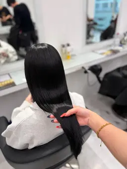 【梅雨に向けて】縮毛矯正メンテナンスカットラクトン配合トリートメント炭酸spa