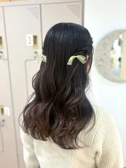 【クリスマス期間限定🎄】ヘアセット3300円⚠︎予約リクエスト限定になります🙇🏻‍♀️必ず補足説明をご覧ください