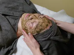 フェイシャル人気NO1！《REVIハーブピーリング》ツヤ肌♥️ホームケアの半顔体験付！¥13750→¥11660韓国肌✨