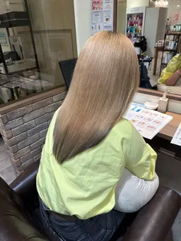 カット＋ブリーチありダブルカラー🩷