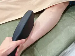 【社会人もOK！24歳以下】夏の清潔感UP★足全体脱毛 何度でも同価格！