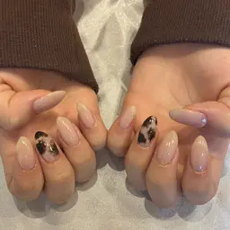 ネイル🦋2本アート✨(オフケア込み)