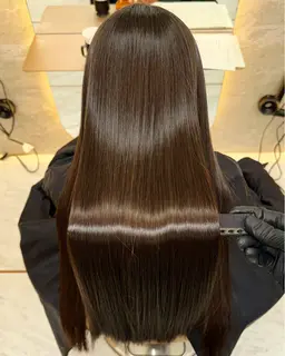 【❣️2月1、2日限定❣️】絹のような質感✨美髪矯正＋髪質改善トリートメント🫧