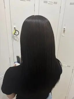 【就活・学生向け】黒染め無しで暗髪艶々カラー🫧🖤