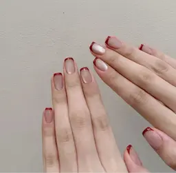 当店大人気のマグネット&フレンチデザインネイル