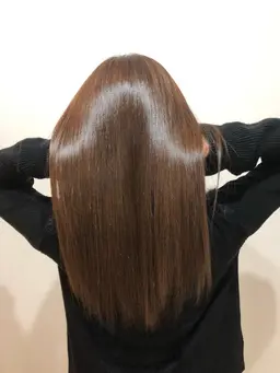 【全員】✨ツヤ髪縮毛矯正✨➕デザインカット