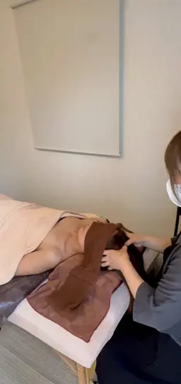 《頭スッキリ＆睡眠の質🆙》🌿よもぎ蒸し🌿30分+ヘッドマッサージ15分💆（デコルテ、首込み）