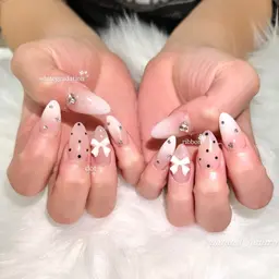 ⭐️ミニモ限定⭐️長さだし10本＋90分やり放題（オフ込み）大パーツ別途¥400​〜​（ホロ・ストーン等は料金掛かりません）