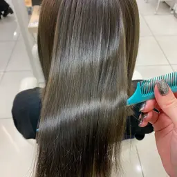 🎀🌷12月期間限定クーポン🌷🎀 【レディース似合わせカット＋髪質改善縮毛矯正＋シャンプー＋ハーブトリートメント】