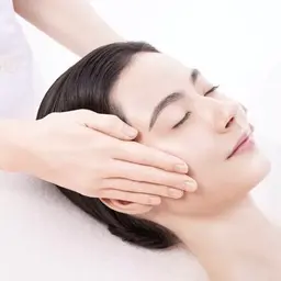 女性限定♡ 予約殺到！大好評無料フェイシャルエステ体験！オールハンドエステ💆‍♀️11月のみご予約受付中▶︎残り5名様