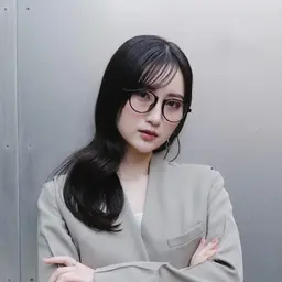 【平日18時以降限定】韓国風レイヤーカット+カラー＋トリートメント🌸