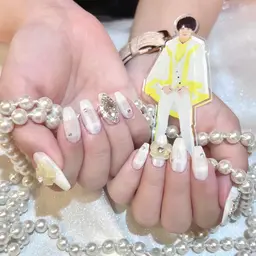 【 ジェル 】《オフ有》付け放題 (オフ、ケア、指名料込み)