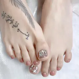 ★【期間限定】★  フット💎2本埋め尽くし＋ワンカラー　　　❣️ソフトジェンオフ無料