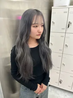 【⚡️黒染め剥がしトリプルカラー⚡️】複雑履歴の方やホワイト、グレー系のカラーにしたい方はこちら‼️カット無料✨️