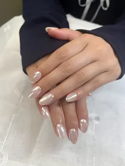 チップで長さ出し、ミラーネイル、ケア込み、オフなし、ロング長さ+1000円