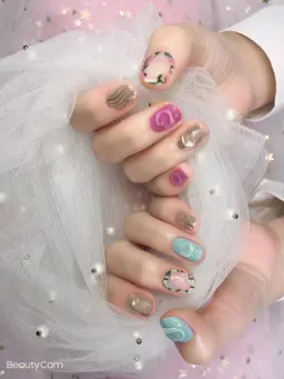 【OPEN記念】(オフ無料)ハンドアート付けシンプル  ストーンパーツ20個付き  ケア込み、持ち込みデザインok