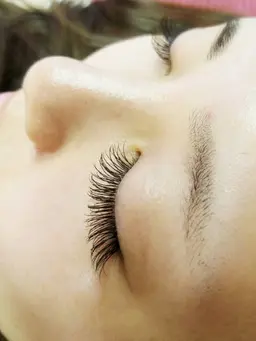 まつ毛エクステ付け放題(上)100本まで