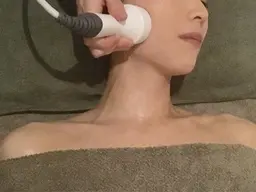 【スッピン肌に自信！毛穴レス】 クレンジング×炭酸×リフトアップ　(70分)