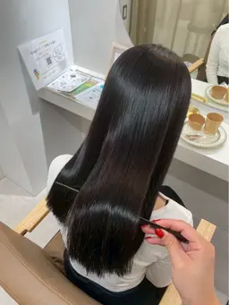 【癖も艶も叶える🪄】 縮毛矯正＋髪質改善トリートメント2回転