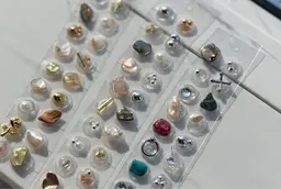 『耳ツボジュエリー』💎マッサージ付