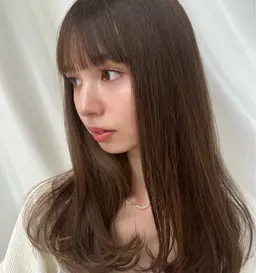 【人気No.1】小顔カット＋透明感カラー＋美艶トリートメント相談￥9,817→